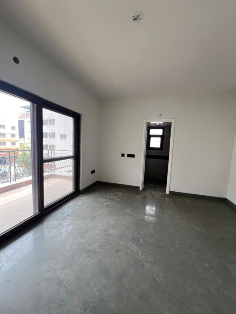 Room, centreo 3 Bedroom 2100 Sq.Ft. Apartment In Kanakapura Road Bangalore 10358176