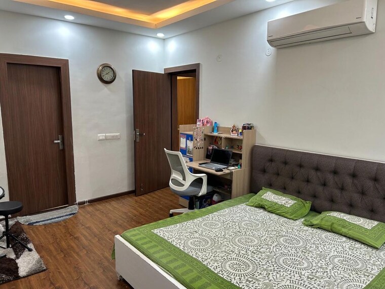 Bedroom, unitech-the-residences-gurgaon 2 Bedroom 1100 Sq.Ft. Apartment In Sector 33 Gurgaon 10358177