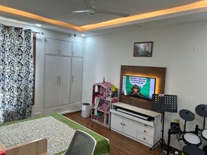 Bedroom in 2 BHK Apartment at Unitech The Residences Gurgaon, Sector 33 – for Rent