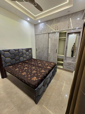 Bedroom in 2 BHK Apartment at Saket – for Rent