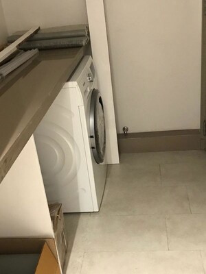 Building Lobby in 6+ BHK Apartment at Rustomjee Seasons Bandra East, Bandra East – for Rent