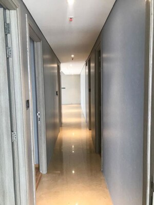 Building Lobby in 6+ BHK Apartment at Rustomjee Seasons Bandra East, Bandra East – for Rent
