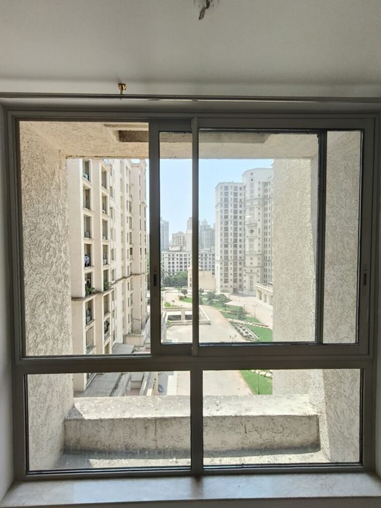 Kitchen, hiranandani-estate 3 Bedroom 1200 Sq.Ft. Apartment In Ghodbunder Road Thane 10358212