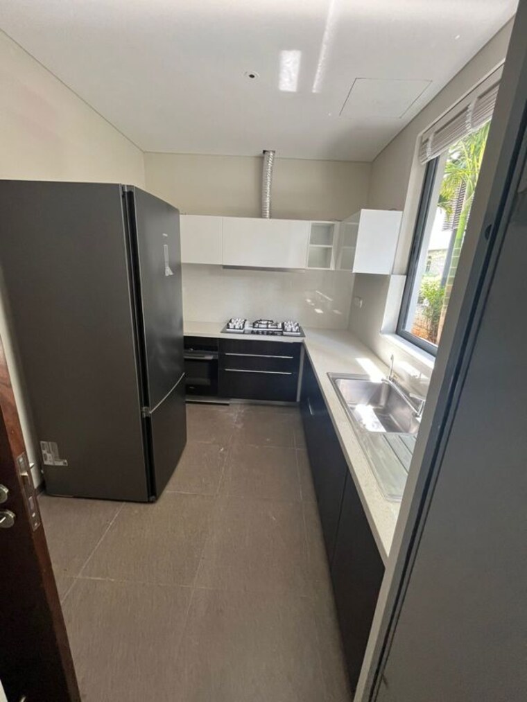 Kitchen, embassy-boulevard 4 Bedroom 4000 Sq.Ft. Independent House In Yelahanka Bangalore 10358229