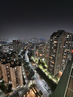 3.5 BHK Apartment For Sale in Amanora Ascent Towers