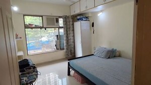 Bedroom in 2 BHK Apartment at Chembur – for Rent