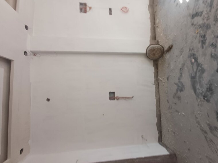 Bathroom, palla 4 Bedroom 50 Sq.Yd. Independent House In Palla Faridabad 10358223