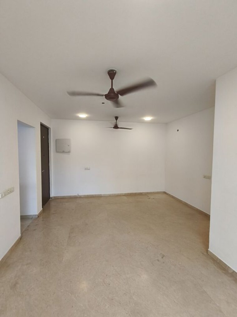 Room, hiranandani-estate 2.5 Bedroom 900 Sq.Ft. Apartment In Ghodbunder Road Thane 10358232