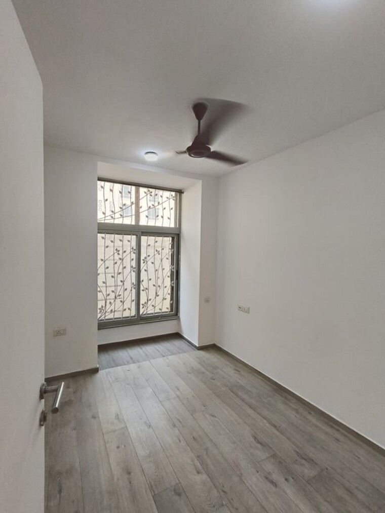 Room, hiranandani-estate 2.5 Bedroom 900 Sq.Ft. Apartment In Ghodbunder Road Thane 10358232