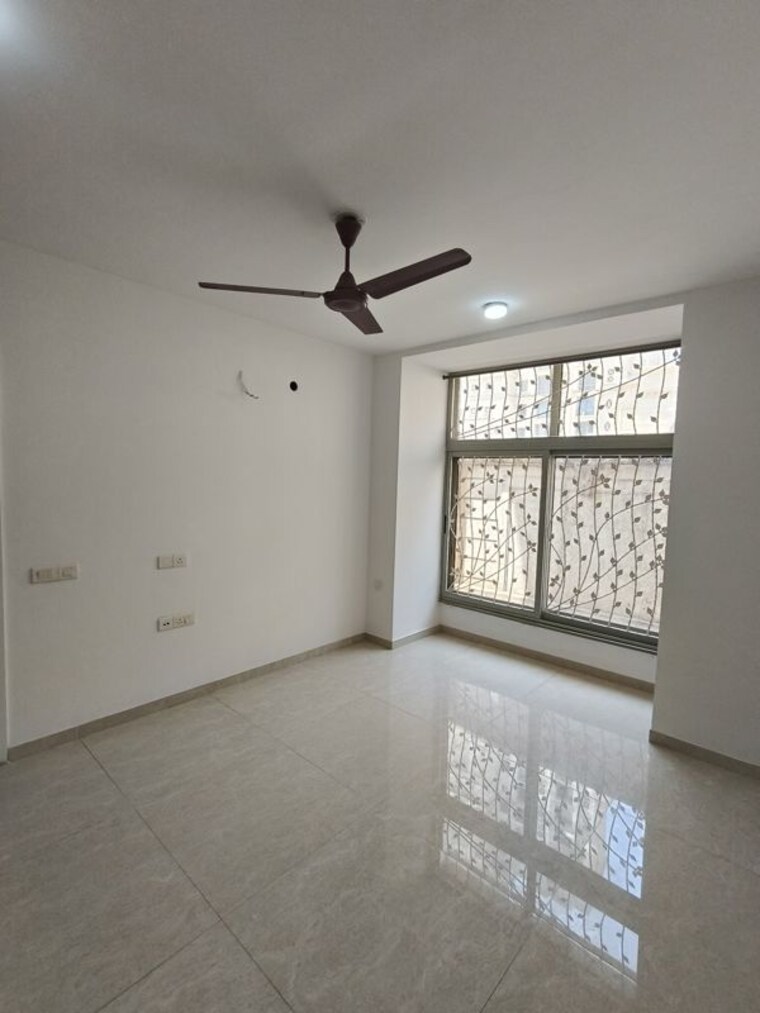 Room, hiranandani-estate 2.5 Bedroom 900 Sq.Ft. Apartment In Ghodbunder Road Thane 10358232