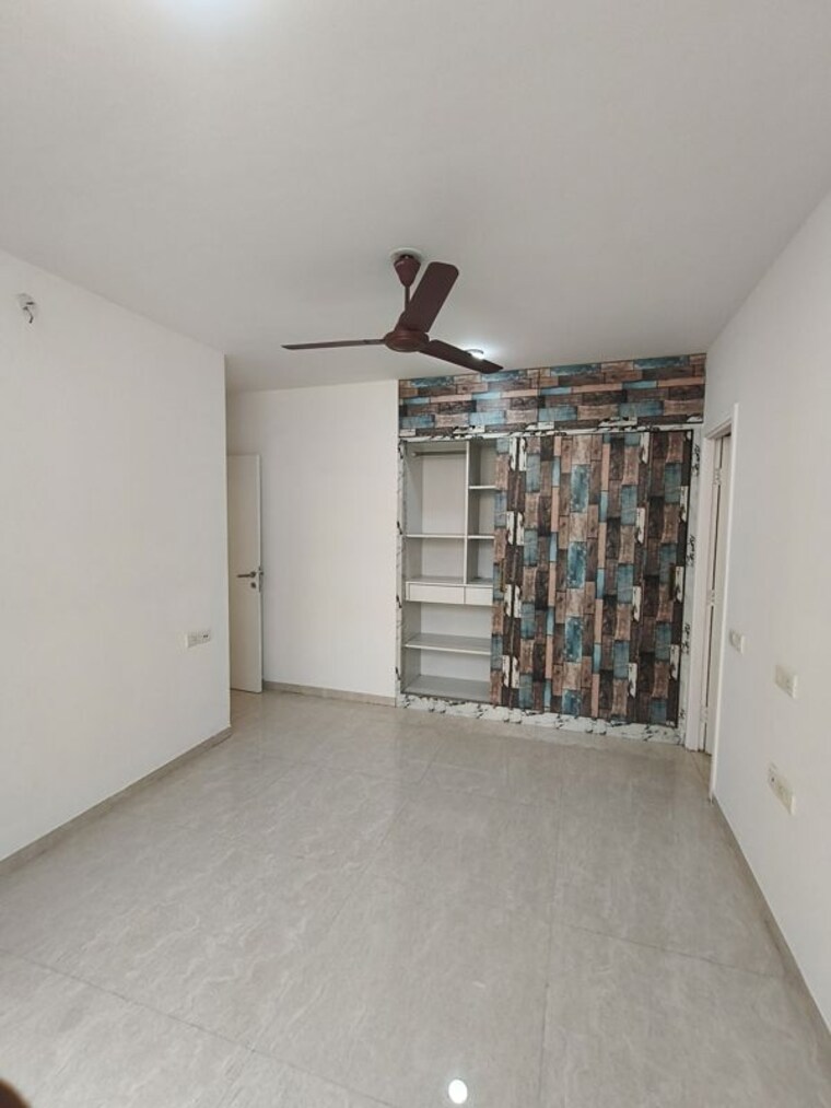 Room, hiranandani-estate 2.5 Bedroom 900 Sq.Ft. Apartment In Ghodbunder Road Thane 10358232