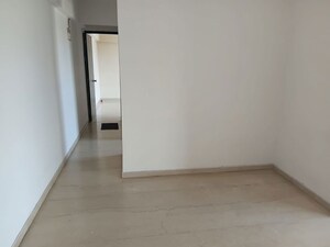 Room in 4 BHK Apartment at Parth Magnus, Sanpada – for Sale