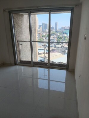 Room in 4 BHK Apartment at Parth Magnus, Sanpada – for Sale