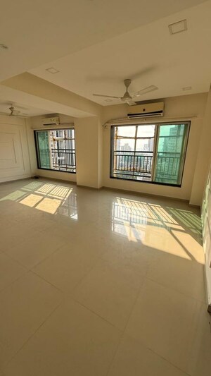 Room in 3 BHK Apartment at Sugee Hiranya, Dadar West – for Rent