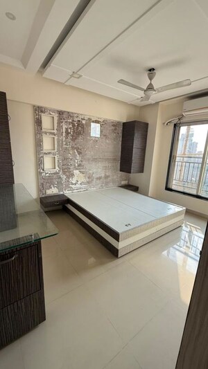 Bedroom in 3 BHK Apartment at Sugee Hiranya, Dadar West – for Rent