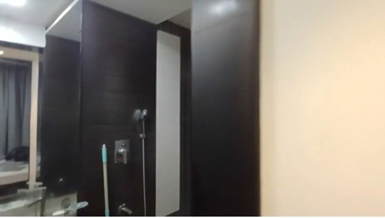 Bathroom, bholenath-mukti-apartments 5 Bedroom 1885 Sq.Ft. Apartment In Chembur Mumbai 10358251