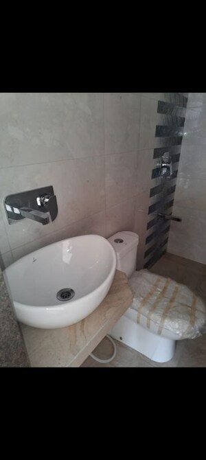 Bathroom in 1 BHK Apartment at Rutu City, Thane West – for Rent