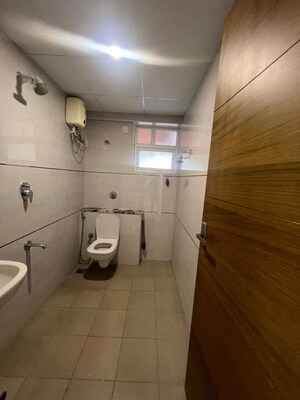 Bathroom in 3 BHK Apartment at Meenakshi Greens, Jp Nagar – for Rent