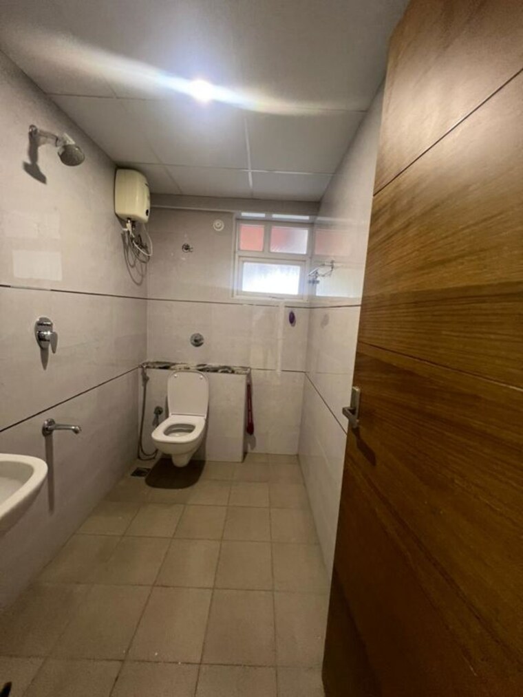 Bathroom, meenakshi-greens 3 Bedroom 1600 Sq.Ft. Apartment In Jp Nagar Bangalore 10357960