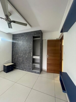 Furnished Amenities in 3 BHK Apartment at Meenakshi Greens, Jp Nagar – for Rent