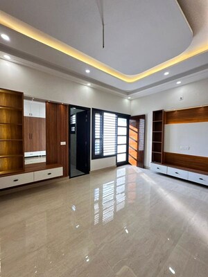 Room in 3 BHK Independent House at Patiala Road – for Sale