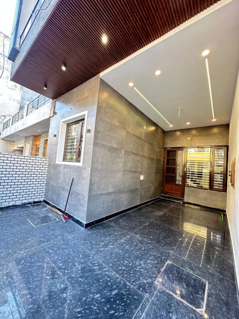 Kitchen, patiala road 3 Bedroom 125 Sq.Yd. Independent House In Patiala Road Zirakpur 10358378