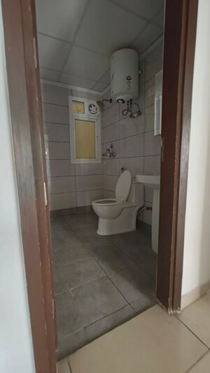Bathroom in 2.5 BHK Apartment at Gulshan Botnia, Sector 144 – for Rent