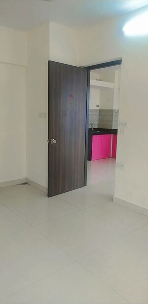 1 BHK Apartment For Rent in Lodha Crown Quality Homes, Majiwada