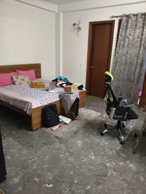 Living Room in 2 BHK Builder Floor at Ansal Plaza Gurgaon, Palam Vihar – for Rent