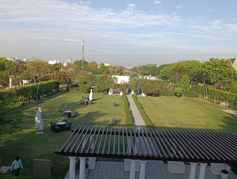 Exterior View, dlf-hyde-park 3 Bedroom 1861 Sq.Ft. Apartment In South Mullanpur Chandigarh 10358496