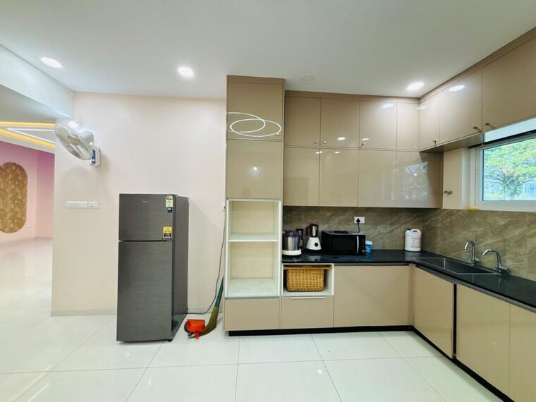 Kitchen, rajapushpa-green-dale 5 Bedroom 4200 Sq.Ft. Villa In Tellapur Hyderabad 10358503
