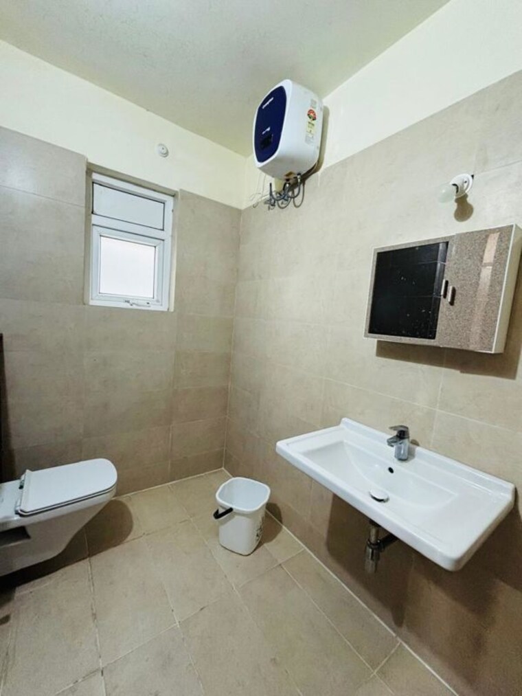 Bathroom, rajapushpa-green-dale 5 Bedroom 4200 Sq.Ft. Villa In Tellapur Hyderabad 10358503