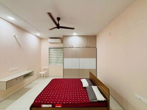 Bedroom in 5 BHK Villa at Rajapushpa Green Dale, Tellapur – for Rent