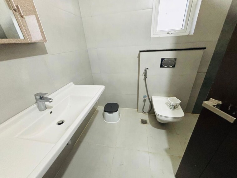 Bathroom, rajapushpa-green-dale 5 Bedroom 4200 Sq.Ft. Villa In Tellapur Hyderabad 10358503