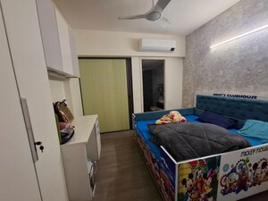 Bedroom in 2 BHK Builder Floor at Smart World Orchard, Sector 61 – for Rent