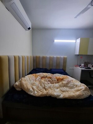 Bedroom in 2 BHK Builder Floor at Smart World Orchard, Sector 61 – for Rent