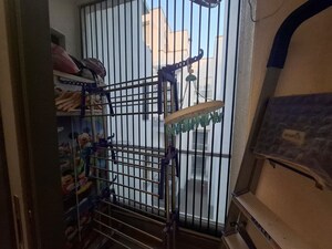 Balcony in 2 BHK Builder Floor at Smart World Orchard, Sector 61 – for Rent