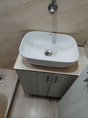 Bathroom in 2 BHK Builder Floor at Smart World Orchard, Sector 61 – for Rent