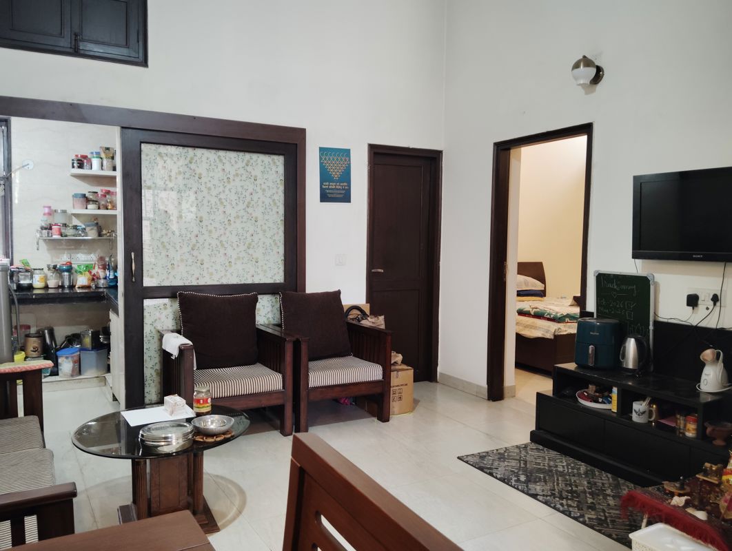 1 BHK Builder Floor For Rent in Kalkaji