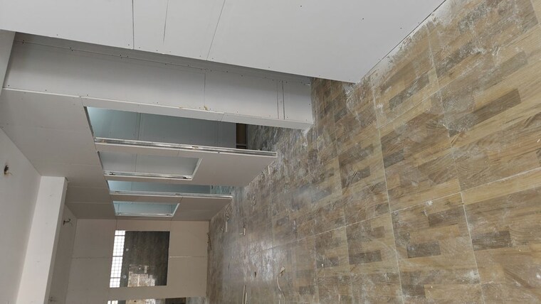 undefined, jawahar nagar Commercial Showroom 1250 Sq.Ft. In Jawahar Nagar Delhi 10358509