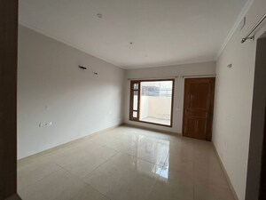 Room in 3 BHK Independent House at GMADA Eco City, North Mullanpur – for Rent