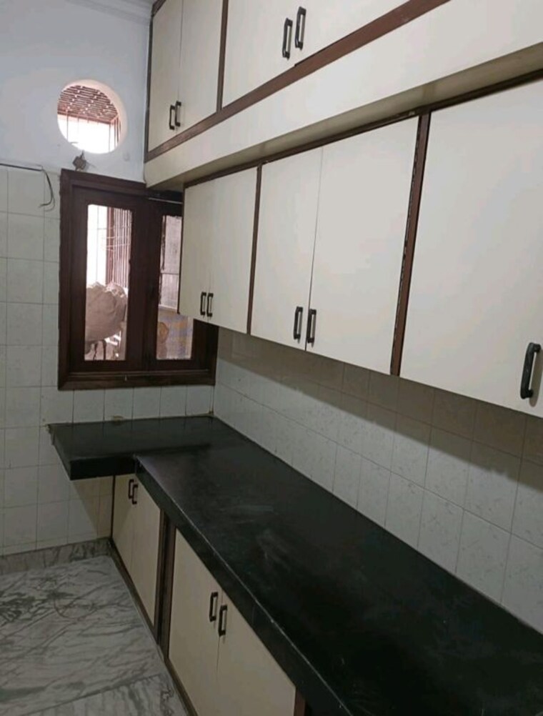 Kitchen, sector 20 6 Bedroom 112 Sq.Mt. Independent House In Sector 20 Noida 10358596