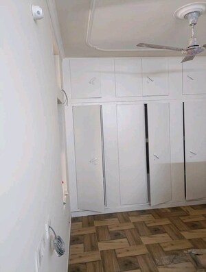 Bathroom in 6 BHK Independent House at Sector 20 – for Sale
