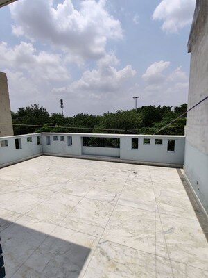 Balcony in 4 BHK Builder Floor at Ansal Plaza Gurgaon, Palam Vihar – for Rent
