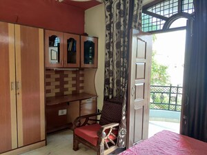 Living Room in 4 BHK Builder Floor at Ansal Plaza Gurgaon, Palam Vihar – for Rent