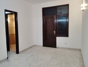 Room in 3 BHK Builder Floor at Kalkaji – for Rent