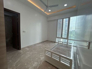 Bedroom in 4 BHK Apartment at Indiabulls Blu, Worli – for Rent