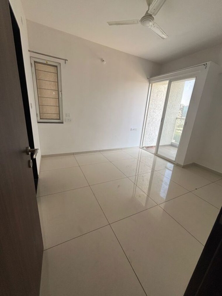 Bathroom, gulmohar-queenstown-kharadi 3 Bedroom 1300 Sq.Ft. Apartment In Kharadi Pune 10358665