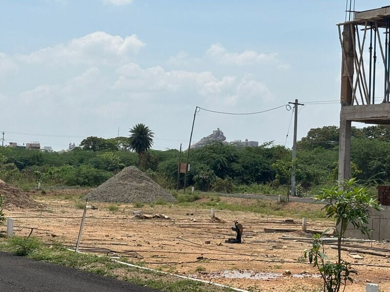 undefined, annamalai nagar  2400 Sq.Ft. Plot In Annamalai Nagar Trichy 10358628