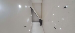 Furnished Amenities in  Showroom at Devendra Nagar – for Rent